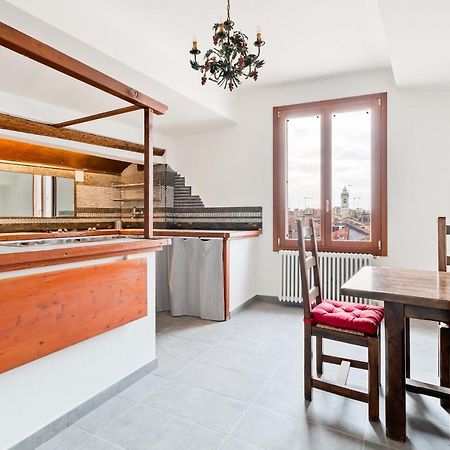 Ponte Di Rialto Penthouse With Panoramic Terrace Lägenhet Venedig Exteriör bild