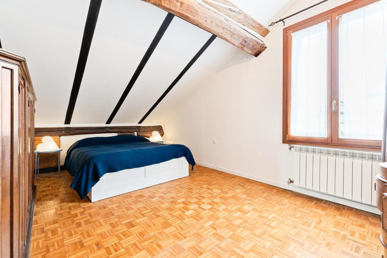 Ponte Di Rialto Penthouse With Panoramic Terrace Lägenhet Venedig Exteriör bild