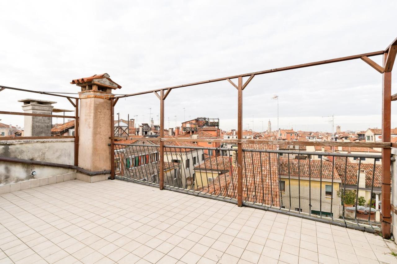Ponte Di Rialto Penthouse With Panoramic Terrace Lägenhet Venedig Exteriör bild